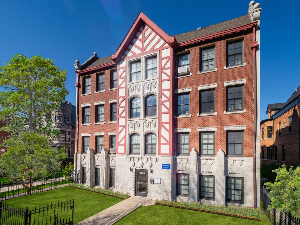 2420 Kedzie Blvd in Chicago, IL - Building Photo