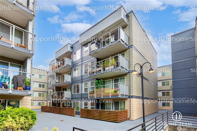 1311 12th Ave S in Seattle, WA - Foto de edificio - Building Photo