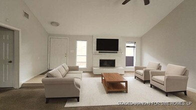 8710 Parkway Forest Dr in Houston, TX - Building Photo - Building Photo