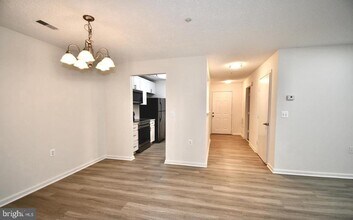 12901 Churchill Ridge Cir in Germantown, MD - Building Photo - Building Photo