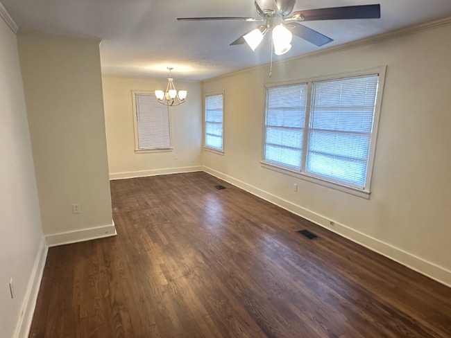 3679 Southland Dr in Jackson, MS - Foto de edificio - Building Photo