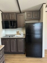 5214 Guthrie St in Irving, TX - Building Photo - Building Photo