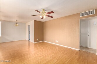 550 W 19th St in Tempe, AZ - Building Photo - Building Photo