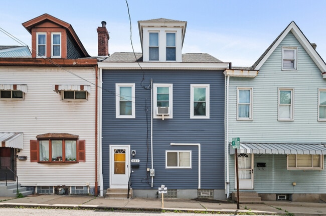 property at 631 Edmond St