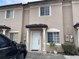 13744 SW 169th Ln in Miami, FL - Building Photo