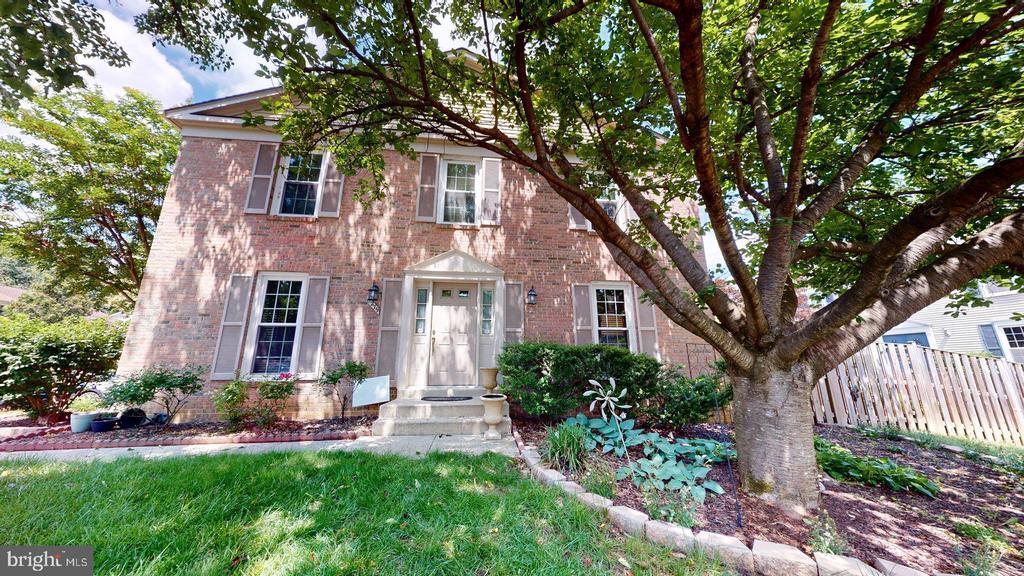 6279 Walkers Croft Way in Alexandria, VA - Building Photo