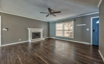 8608 Maple Ave in Raytown, MO - Building Photo - Building Photo