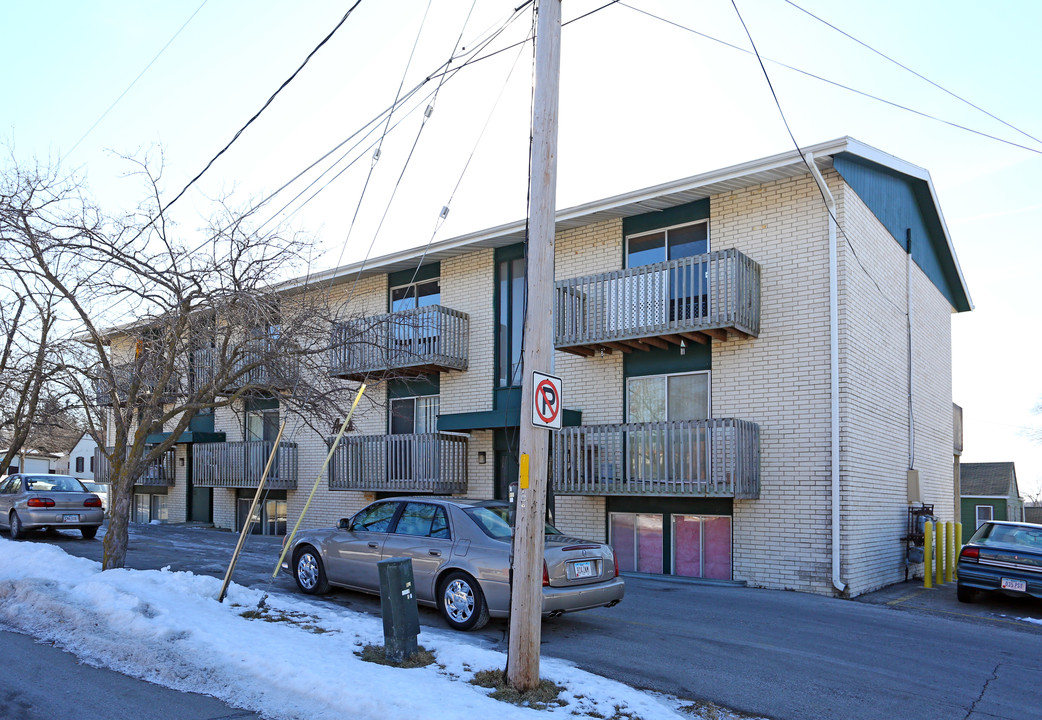 900 Elder Ln in Des Moines, IA - Building Photo