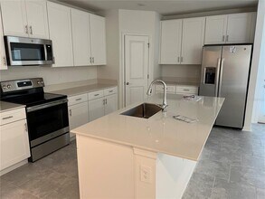 930 Cattleman St in Winter Haven, FL - Building Photo - Building Photo