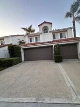 17 Sarena, Unit 33 in Irvine, CA - Building Photo - Building Photo