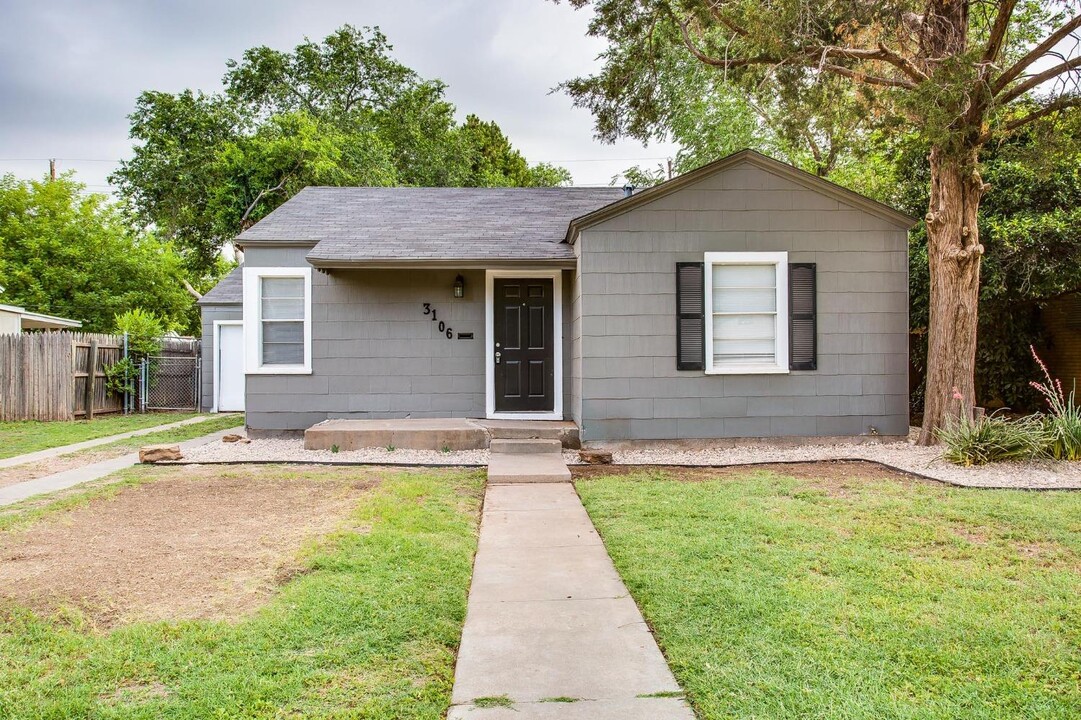 3106 29th St in Lubbock, TX - Building Photo