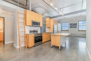 730 Stinson Blvd NE in Minneapolis, MN - Building Photo