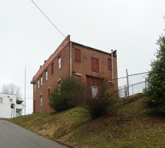 270 Davis St in Huntington, WV - Building Photo - Building Photo