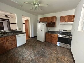 118 S Blair St in Madison, WI - Foto de edificio - Building Photo