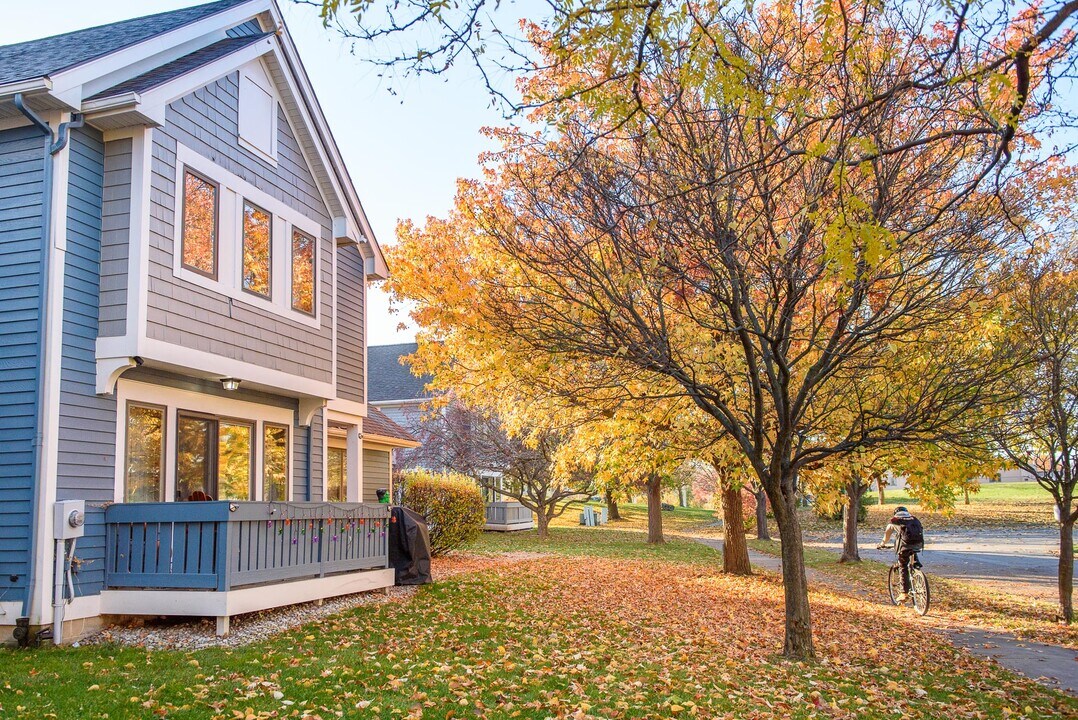 Corn Hill Townhouses & Apartments in Rochester, NY - Building Photo