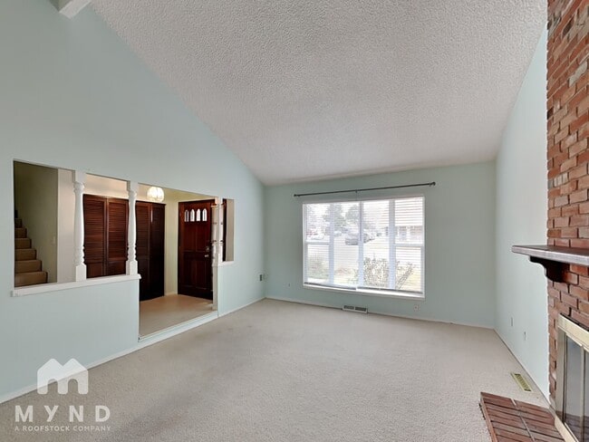 12446 E Amherst Cir in Aurora, CO - Foto de edificio - Building Photo