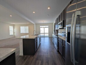 8210 Daylily Dr in Plain City, OH - Building Photo - Building Photo