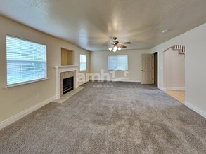 10766 N Cypress in Cedar Hills, UT - Building Photo - Building Photo