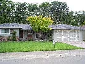 1161 34th Ave in Sacramento, CA - Building Photo