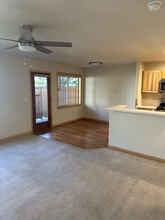 2938 Warbler Way in Bozeman, MT - Foto de edificio - Building Photo