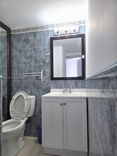 300 NW 107th Ave in Miami, FL - Building Photo - Building Photo