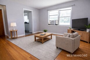 1949 Hickory Rd in Homewood, IL - Building Photo