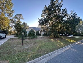 1024 Greenwillow Dr in St. Marys, GA - Building Photo - Building Photo
