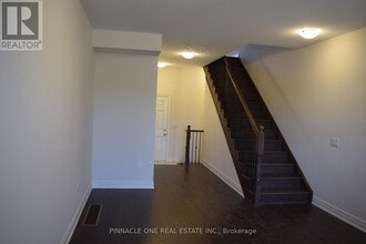 2958 Whites Rd in Pickering, ON - Building Photo - Building Photo