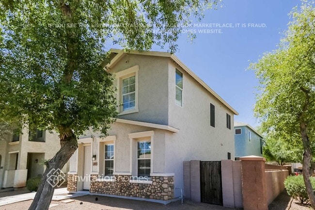 6619 W Fillmore St in Phoenix, AZ - Foto de edificio - Building Photo