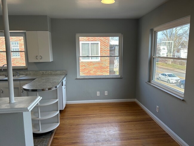 835 S Fort Thomas Ave, Unit 4 in Fort Thomas, KY - Foto de edificio - Building Photo