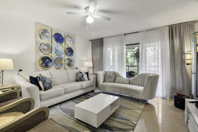 1130 Homewood Blvd in Delray Beach, FL - Building Photo - Building Photo