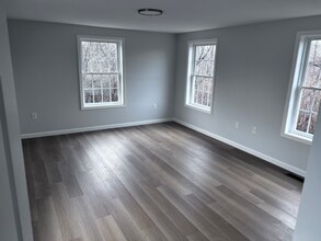 239 State Rte 107 in Seabrook, NH - Building Photo - Building Photo