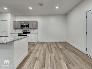 5803 E Bristol St in Wichita, KS - Building Photo - Building Photo
