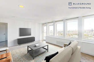 770 Boylston St, Unit FL19-ID2546A in Boston, MA - Building Photo - Building Photo