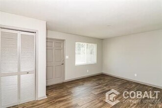 2138 Park Terrace in College Park, GA - Foto de edificio - Building Photo