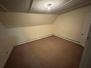 48 Clinton Ave, Unit #1 in Winslow, ME - Building Photo - Building Photo