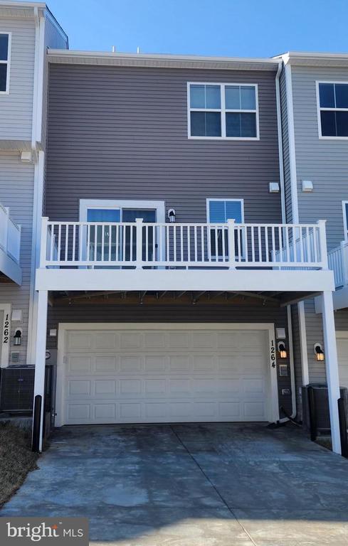 property at 1264 Red Clover Ln