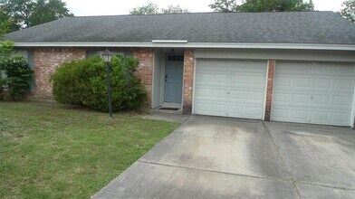 11311 Verlaine Dr in Houston, TX - Building Photo - Building Photo