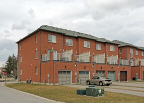 2710-2718 Bur Oak Ave in Markham, ON - Building Photo