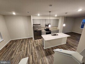 117 Canning Rd in Inwood, WV - Building Photo