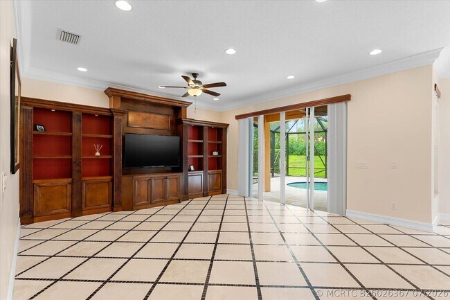 8882 Hidden Acres Dr