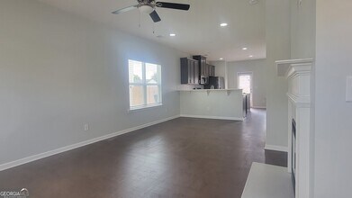 889 Ambient Way, Unit 123010 in Atlanta, GA - Building Photo - Building Photo