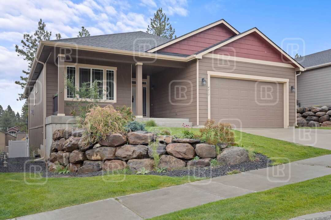 4417 S Willow Ln in Spokane Valley, WA - Building Photo