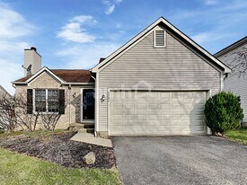 7786 Waggoner Chase Blvd in Blacklick, OH - Building Photo
