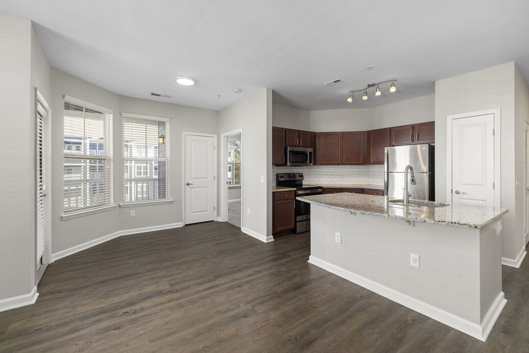 Level at 401 in Raleigh, NC - Building Photo