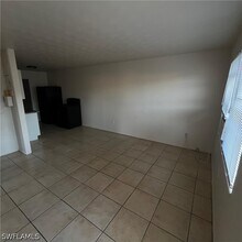 2301 Cranford Ave in Ft. Myers, FL - Building Photo - Building Photo