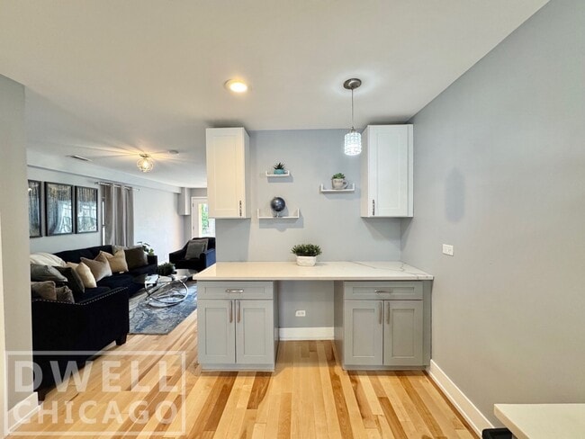 property at 2550 W Thomas St