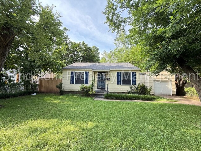 property at 5720 E 4th St