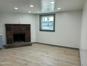 4450 N Main St in Port Henry, NY - Building Photo - Building Photo