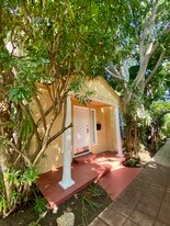 7284 1/2 Fountain Ave, Unit House # in West Hollywood, CA - Building Photo